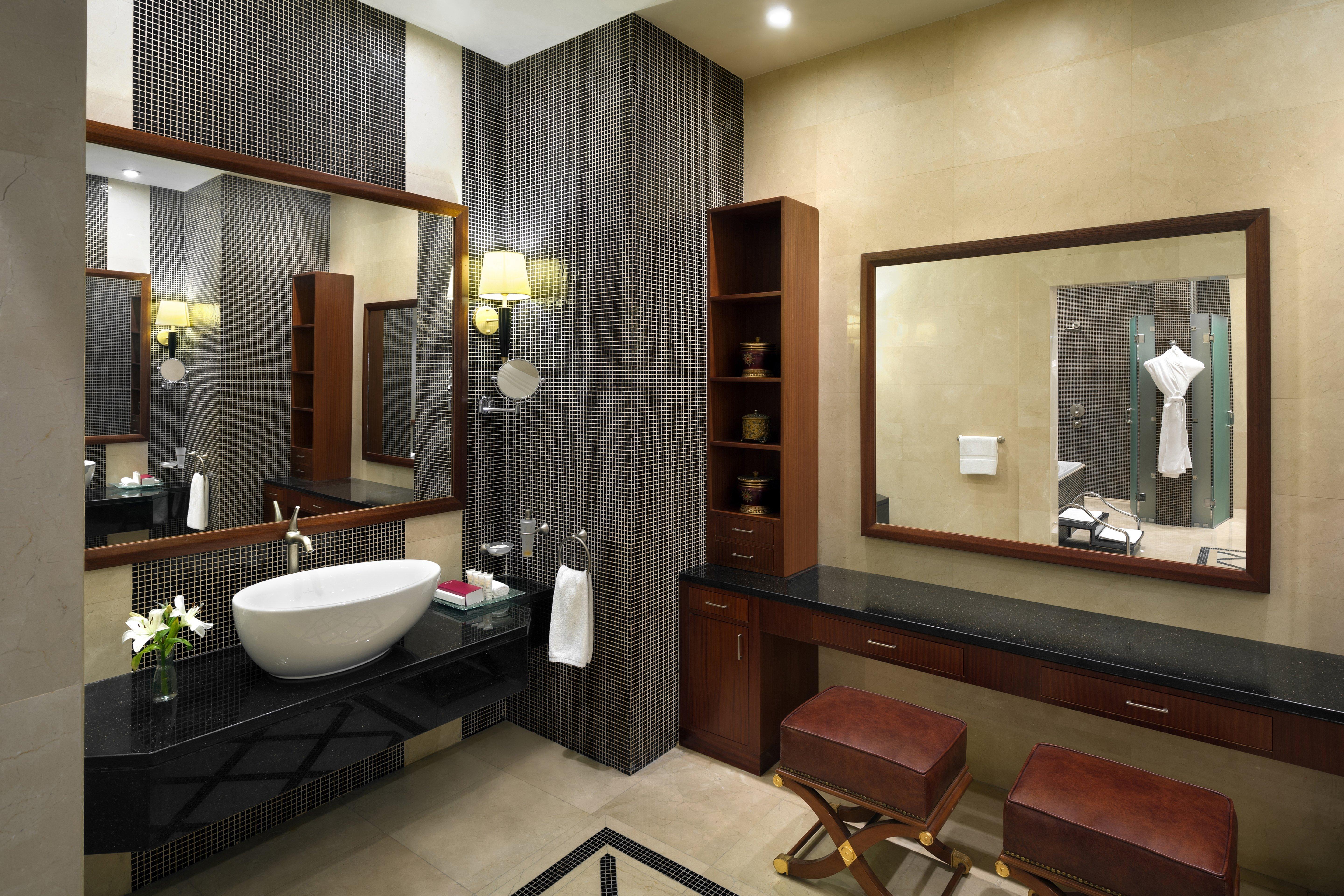 Crowne Plaza By Ihg