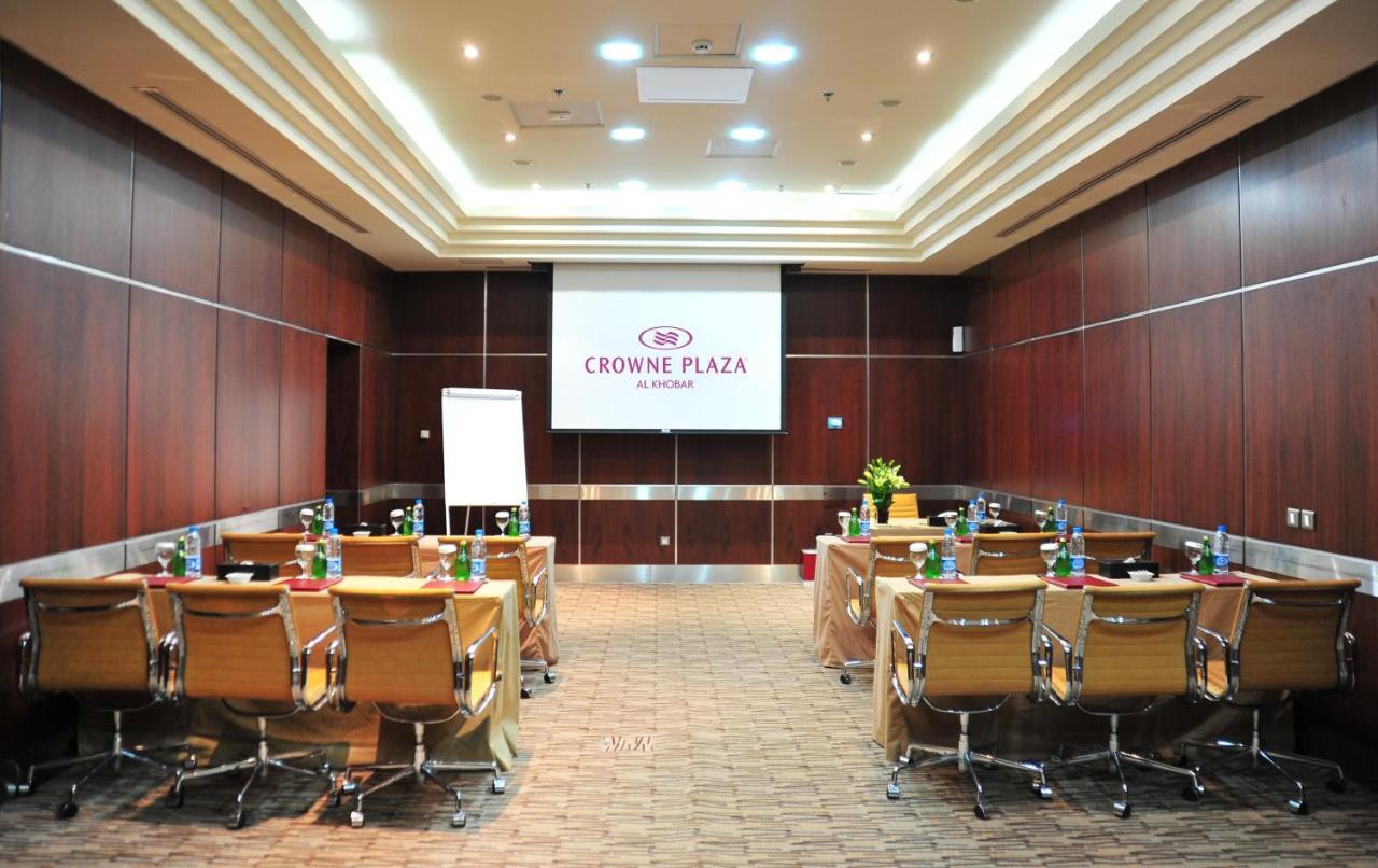 Crowne Plaza By Ihg Hotel 5*