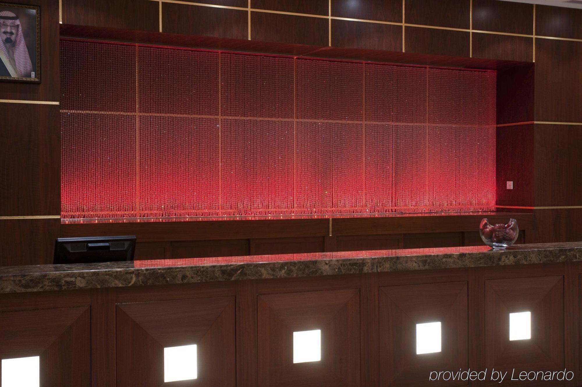 Crowne Plaza By Ihg 5*
