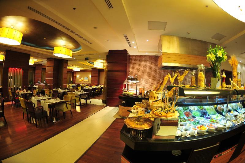 Hotel Crowne Plaza By Ihg Khobar