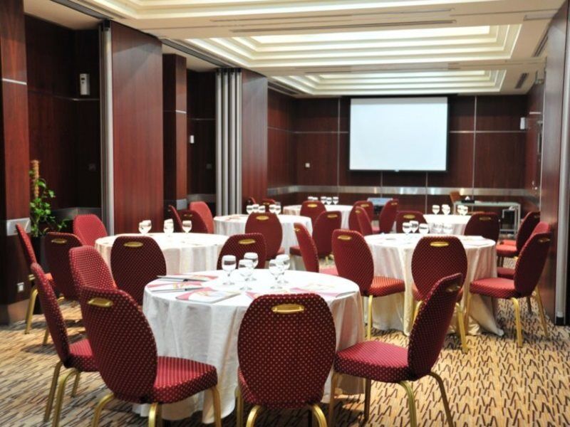 Crowne Plaza By Ihg Hotel 5*