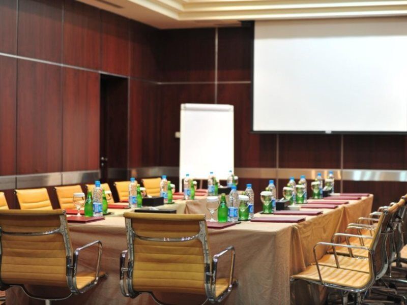 Hotel Crowne Plaza By Ihg 5*