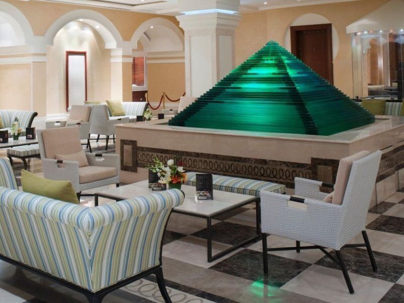 Crowne Plaza By Ihg 5*